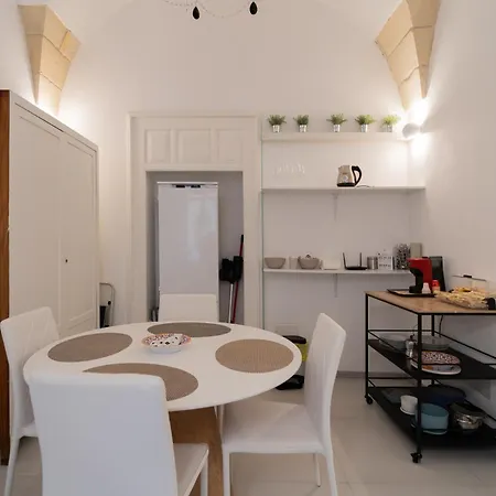 Dimora Barocca Luxury Апартаменты *