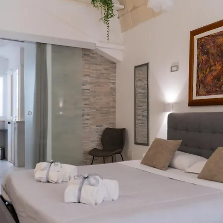 Dimora Barocca Luxury Апартаменты *