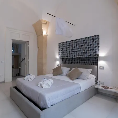 Dimora Barocca Luxury Apartment *