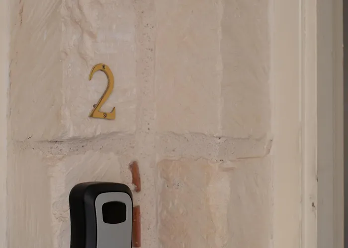 Dimora Barocca Luxury לצ'ה