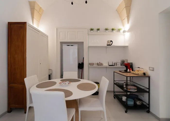 Dimora Barocca Luxury דירה *